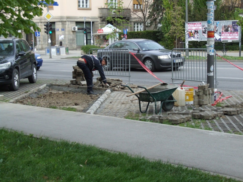 Санација паркиралишта на Булевару Михајла Пупина (2017)